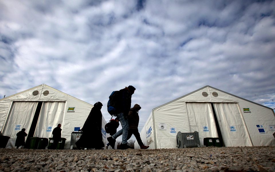 διορία-τριών-μηνών-από-την-ε-ε-στην-ελλ-2121929