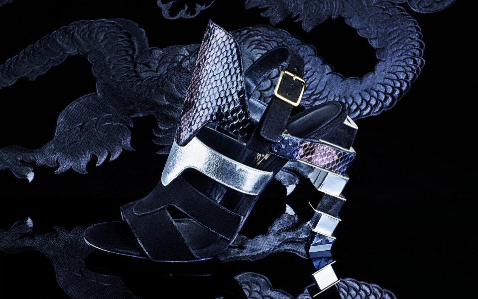 μοναδικά-όταν-η-μόδα-συναντά-την-τέχνη-2121977