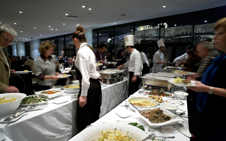 τσικνοπέμπτη-στο-εστιατόριο-του-μουσ-2123439