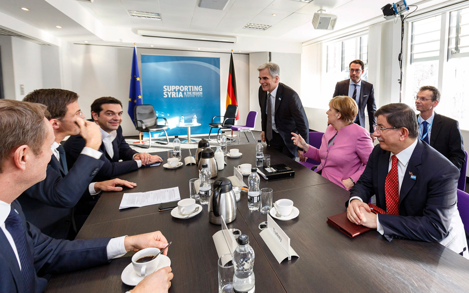 χρηματοδότηση-προς-την-aγκυρα-με-αυστη-2120825