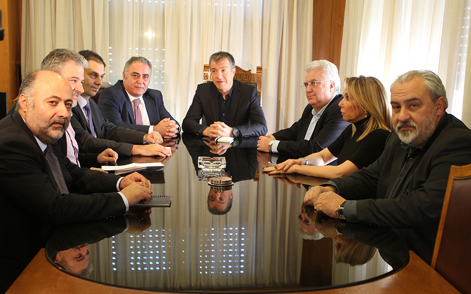 ο-στ-θεοδωράκης-αποκλείει-κάθε-σύμπρα-2120463