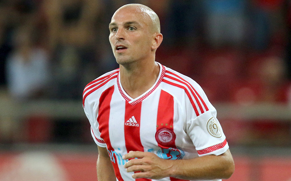 πετάει-για-βρυξέλλες-και-αντερλεχτ-ο-ο-2122488