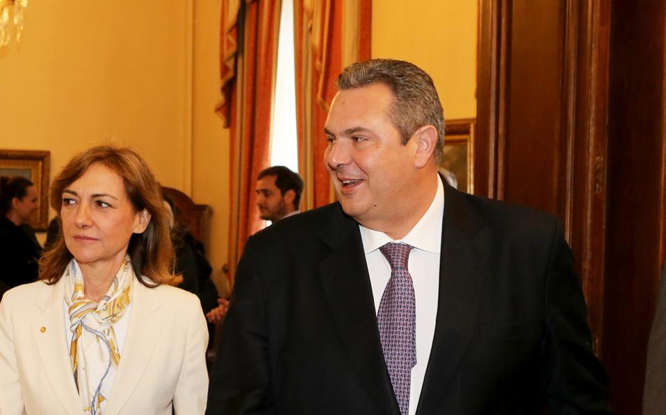 π-καμμένος-αποφάσεις-για-να-βγούμε-από-2126981