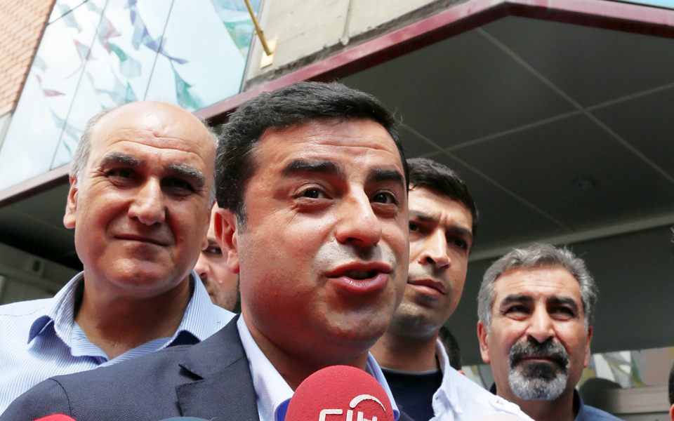 αρση-ασυλίας-βουλευτών-hdp-ζητεί-η-αγκυρ-2125611