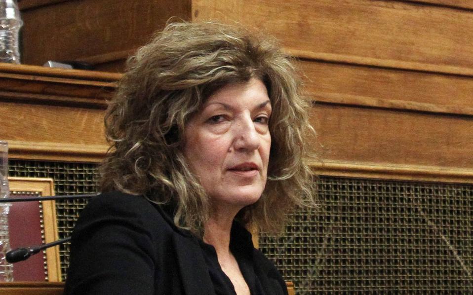 αναγνωστοπούλου-πολιτικό-το-κύμα-αλλ-2124665