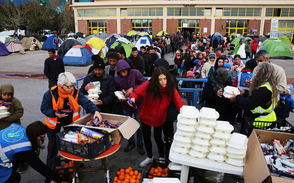 ασφυκτιούν-τα-νησιά-και-ο-πειραιάς-2126222