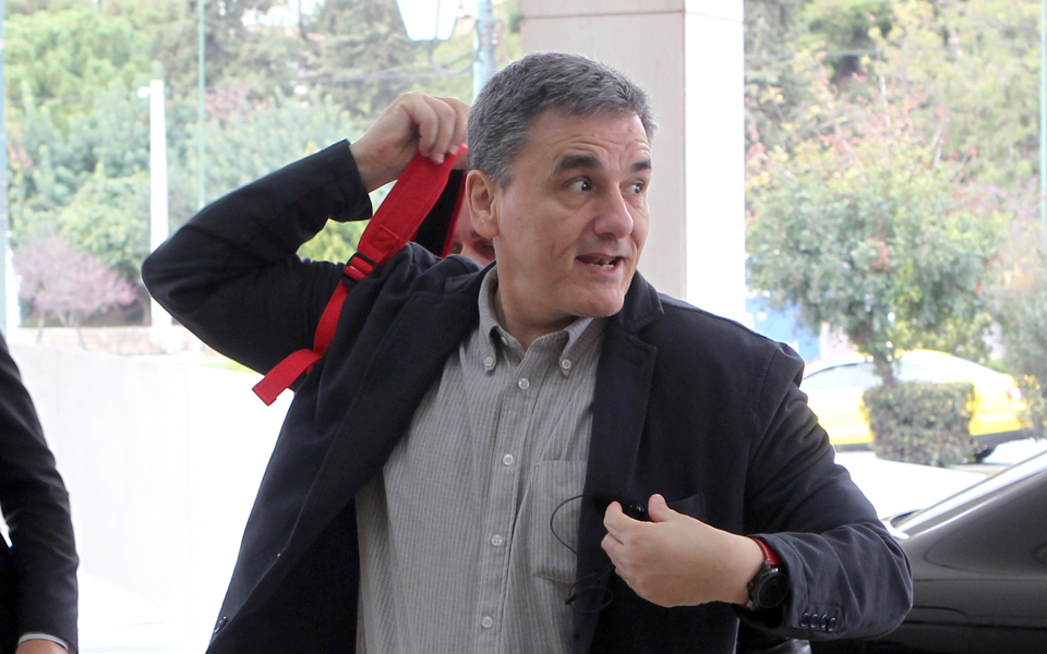 προσπαθούν-να-τα-βρουν-ακόμη-και-στους-2126435