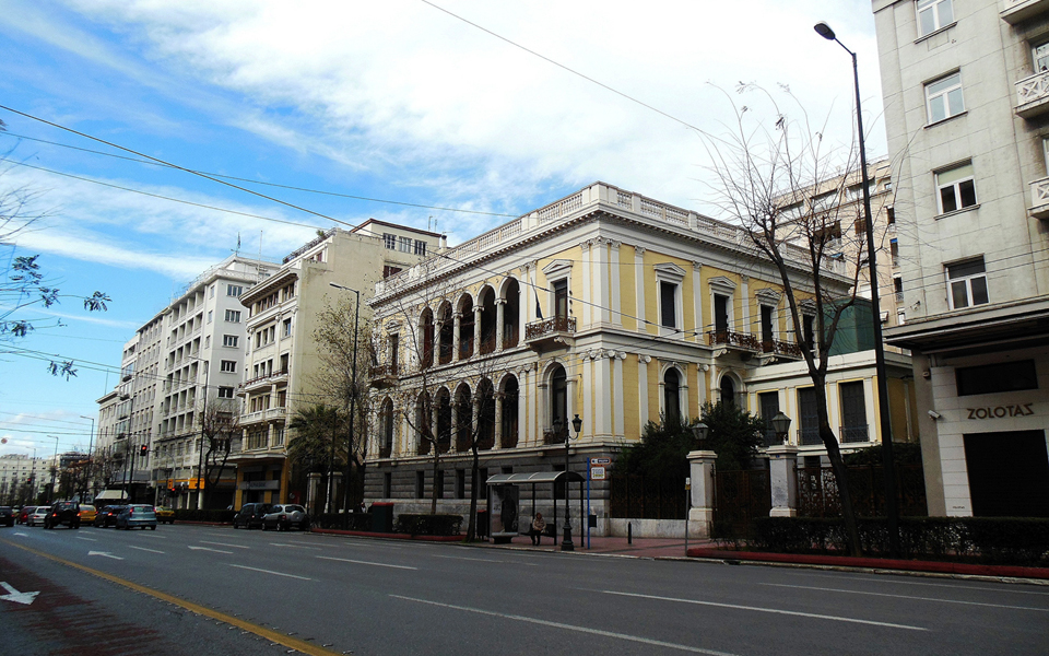 ελάτε-να-καθαρίσουμε-την-πανεπιστημί-2127344