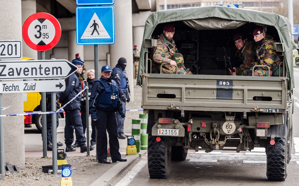 καταιγίδα-αλληλοκατηγοριών-στο-βέ-2128186