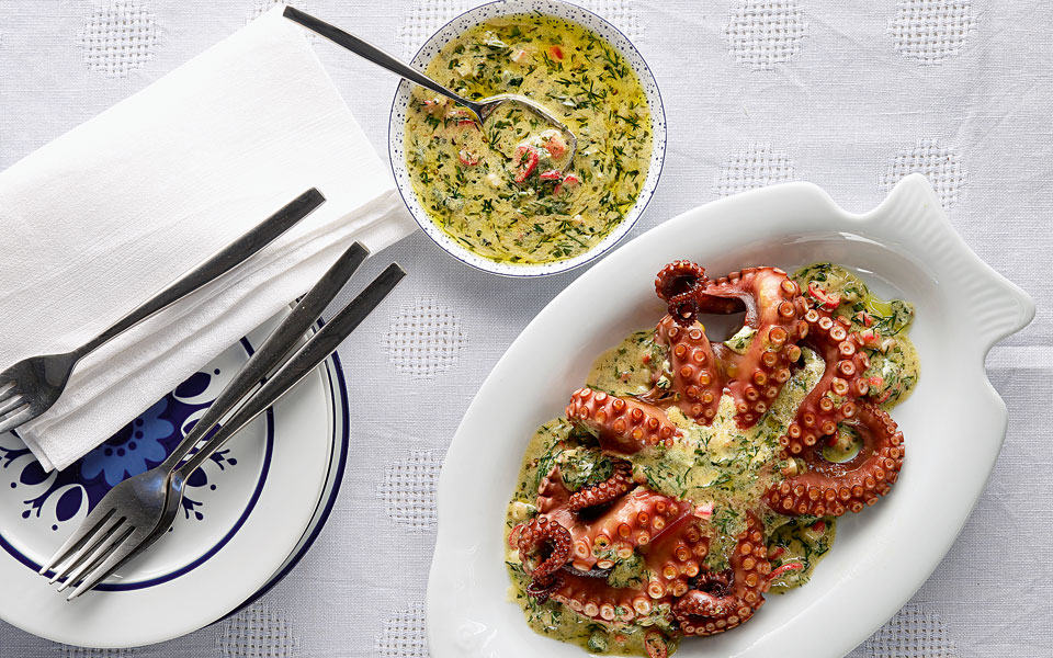 χταπόδι-ψητό-με-σάλτσα-μάραθου-2125655