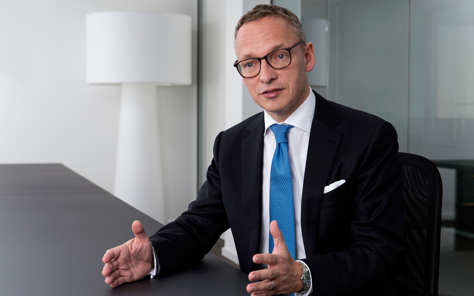 αρντ-γκόσμαν-μικρή-αλλά-με-στρατηγικ-2125116