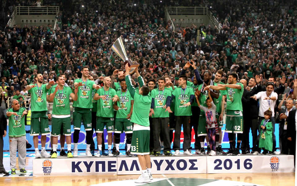 επεσε-η-πρώτη-αυλαία-για-τον-διαμαντίδ-2125316