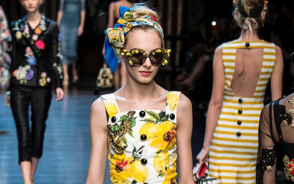 γυαλιά-ηλίου-οι-νέες-τάσεις-της-μόδας-2124975