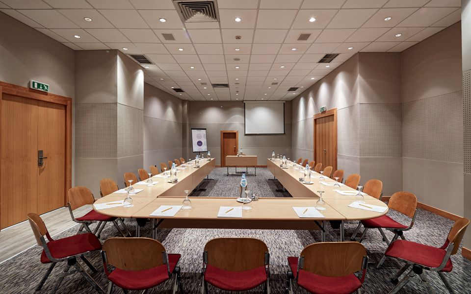 τα-μίτινγκ-είναι-καλύτερα-στο-novotel-2128274