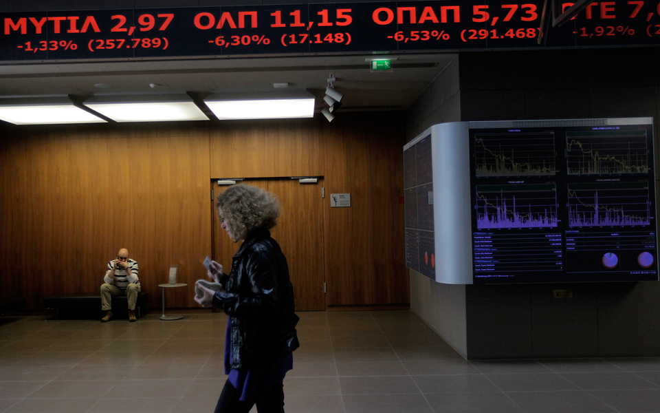 πτώση-329-στο-χρηματιστήριο-αθηνών-2126683