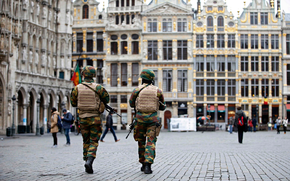 κενά-στην-αντιτρομοκρατική-ομπρέλα-2127858