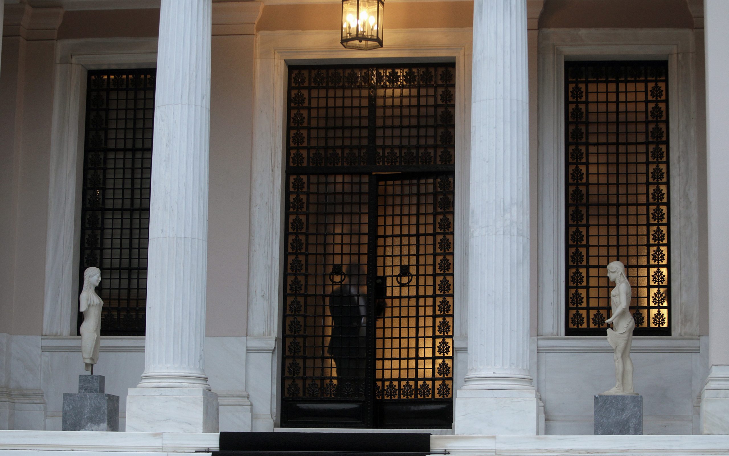 το-μαξίμου-αποδοκιμάζει-μάρδα-μπαλαο-2128021