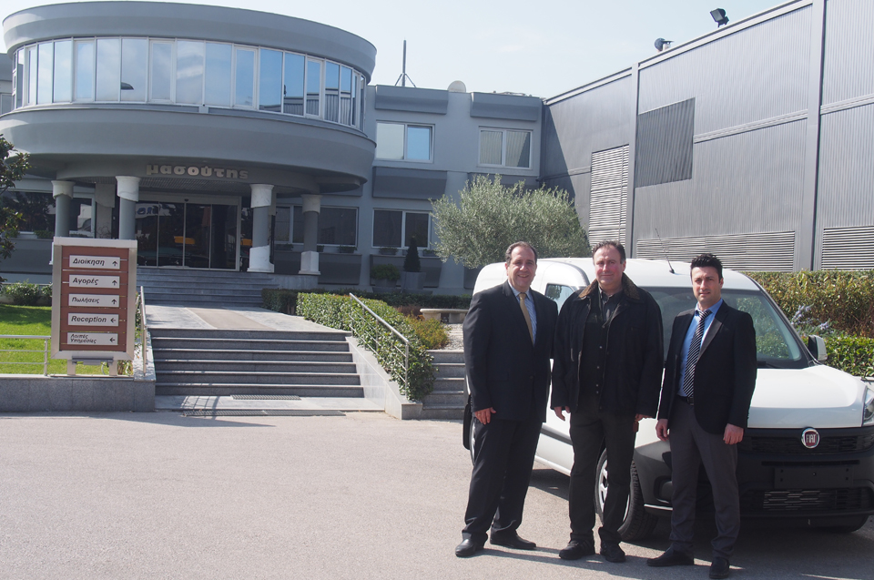 tα-cash-carry-μασούτης-χάρισαν-ένα-επαγγελματ-2126686