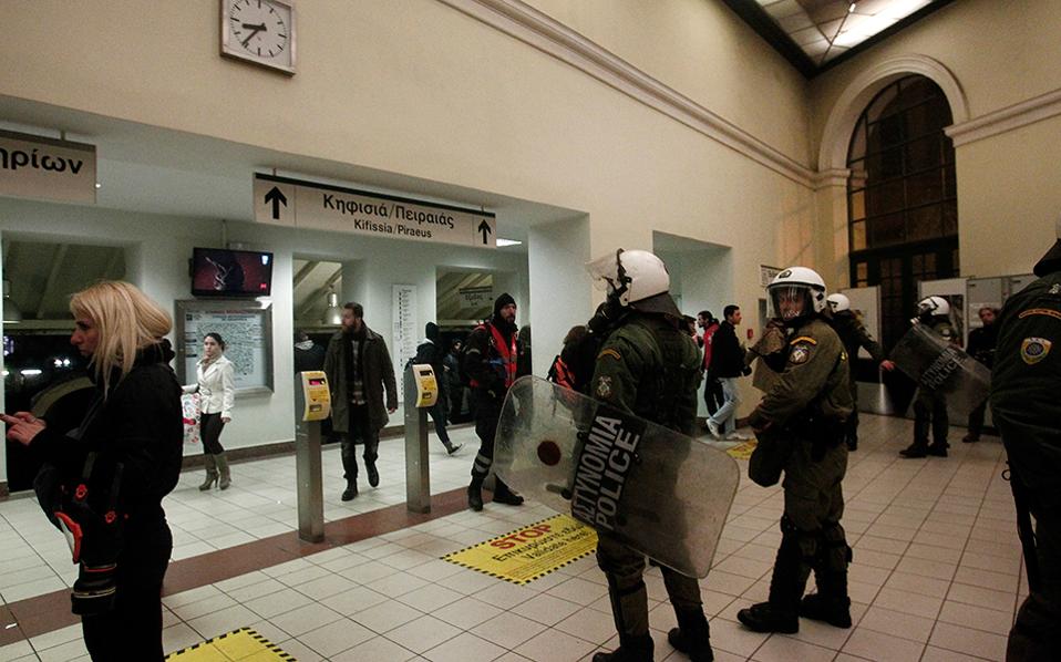 ανασύσταση-της-δελτα-ως-ομάδας-ομικρ-2126966