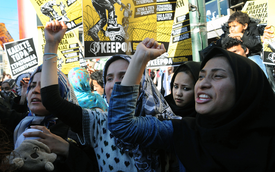 πορεία-προσφύγων-και-μεταναστών-προς-2128315