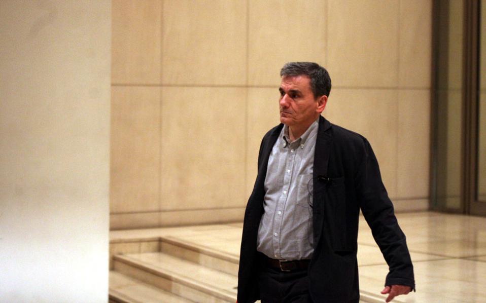 μεγάλο-το-χάσμα-για-τα-κόκκινα-δάνει-2126572