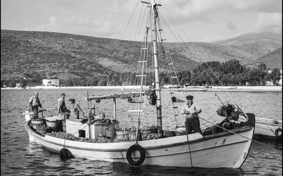 η-ποιητική-ειλικρίνεια-των-καϊκιών-2131911