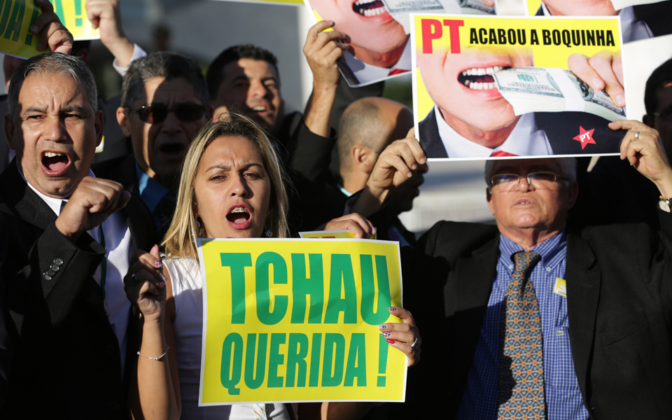 πιο-κοντά-στην-καθαίρεση-η-ρούσεφ-2130227