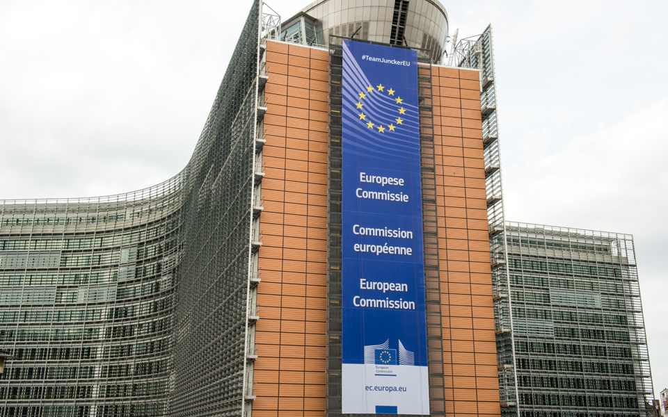 με-χρηματικό-πρόστιμο-απειλεί-η-κομισ-2131730