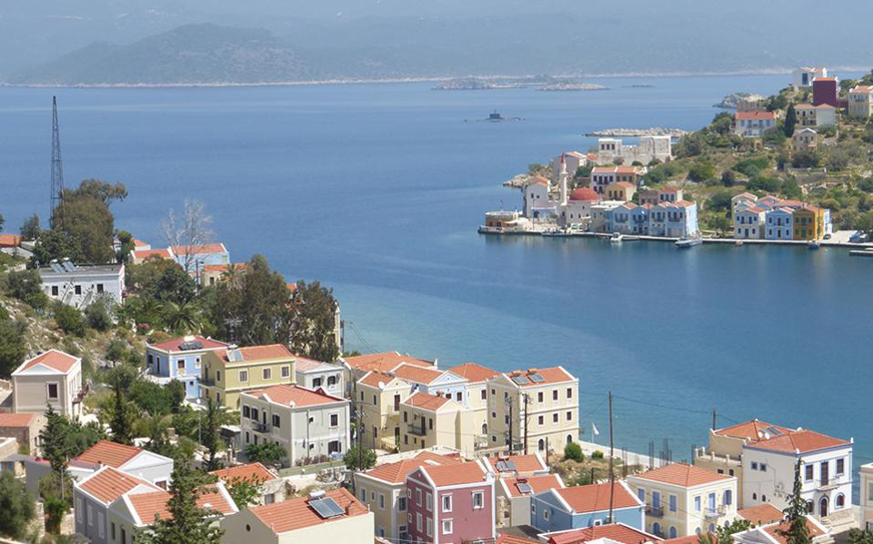 επικίνδυνοι-ελιγμοί-πάνω-από-το-ανατο-2132144