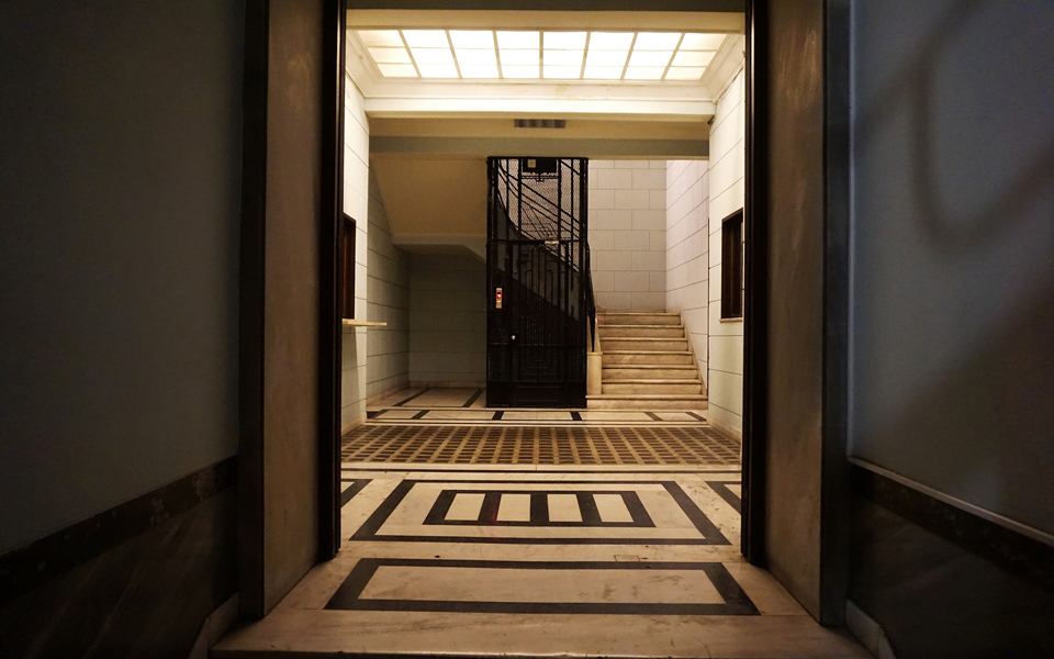 μοντέρνοι-ερειπιώνες-της-αθήνας-2131798