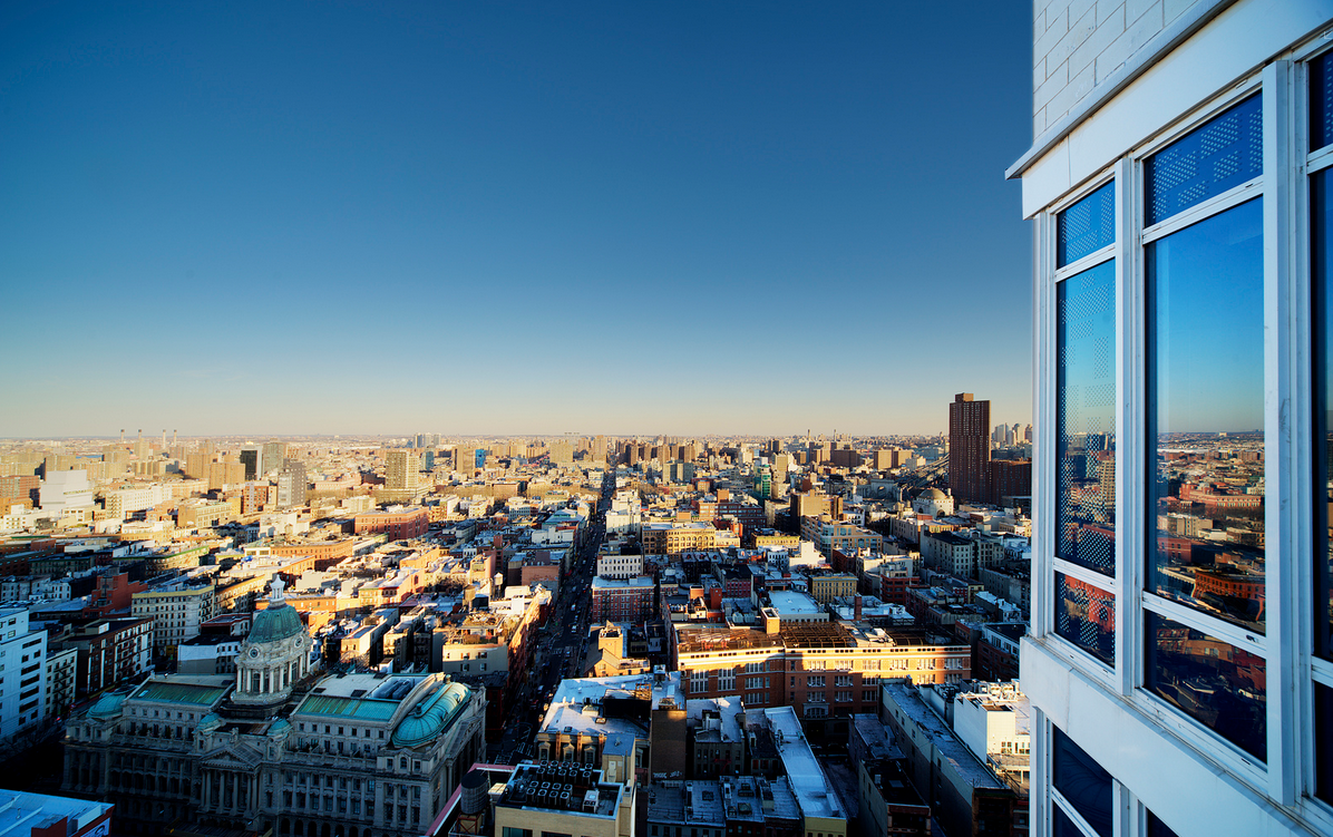 πτώση-στις-τιμές-επαγγελματικών-ακιν-2128795