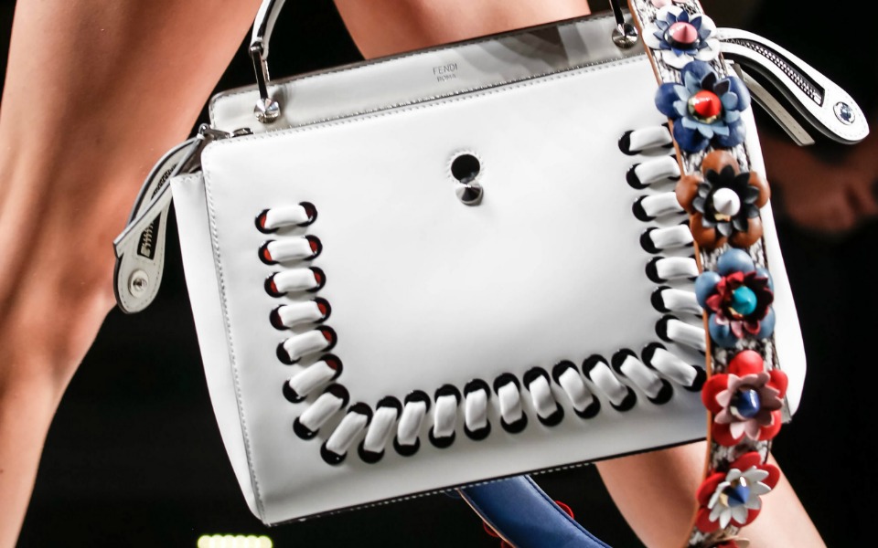 15-τσάντες-όνειρο-για-all-day-εμφανίσεις-2131536