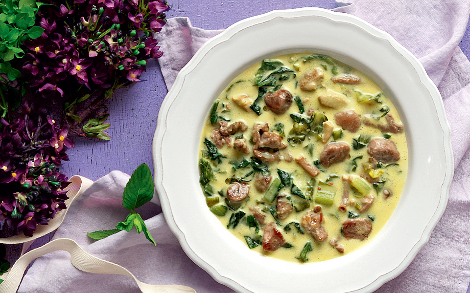 μαγειρίτσα-με-μικρά-κομμάτια-αρνιού-κ-2131002