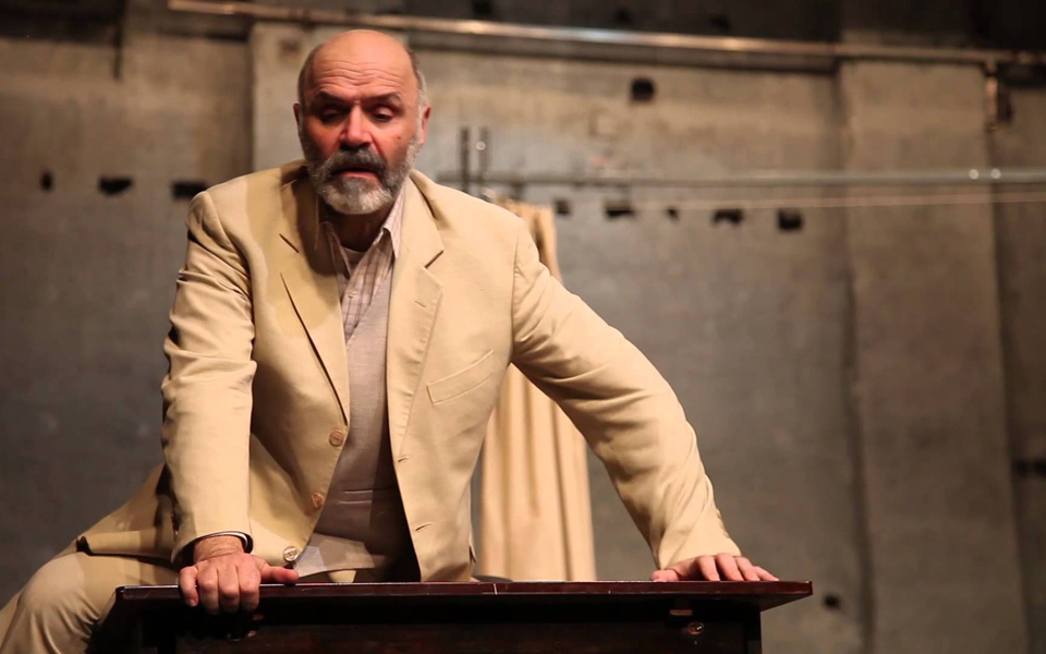 ο-παράφορος-υβριστής-των-πάντων-2130353