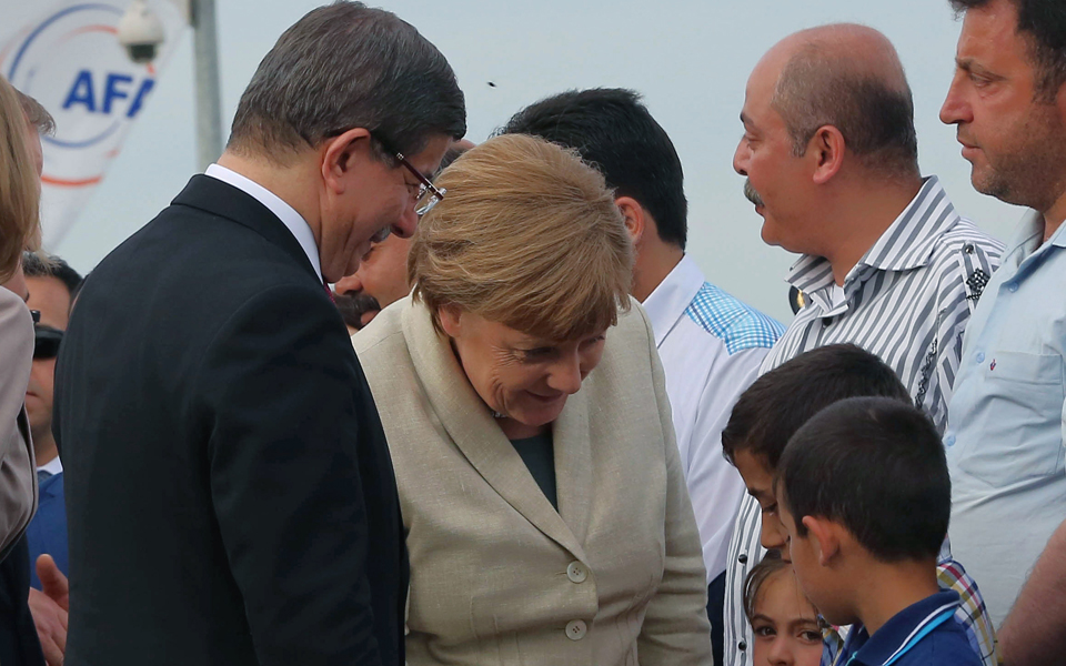 βολές-κατά-της-μέρκελ-για-τη-στροφή-προ-2132150