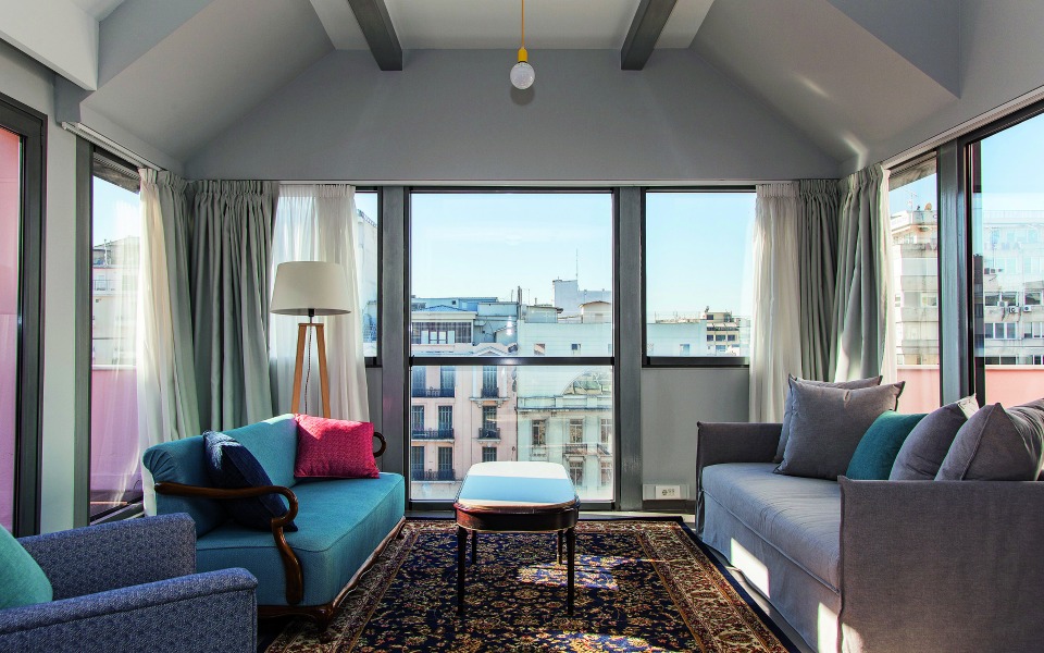 the-caravan-ένα-κτίριο-ταξίδι-στο-χρόνο-2131466