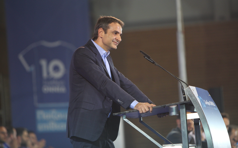 σε-επιφυλακή-η-ν-δ-μετά-το-φρένο-στη-δ-2131082