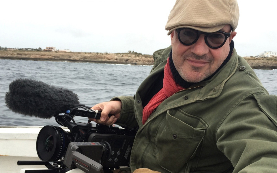 τζιανφράνκο-ρόζι-βιώνουμε-το-προσφυ-2130491