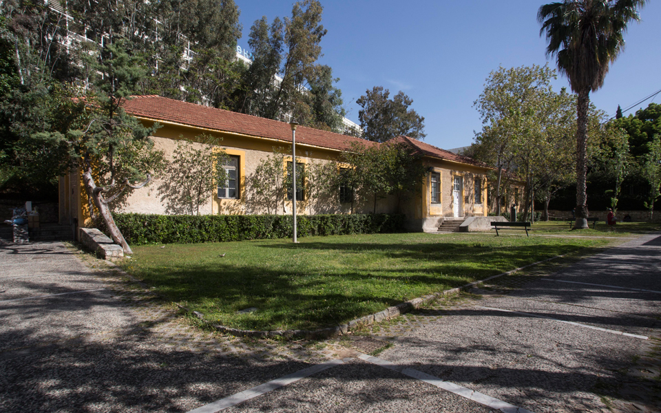 οταν-σε-βασανίζουν-με-τη-μουσική-2131405