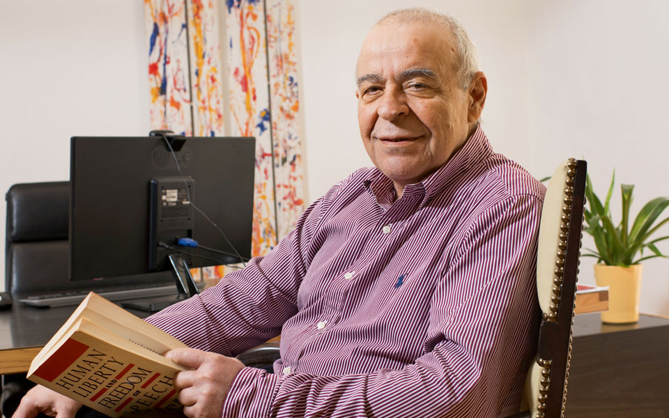 σταύρος-τσακυράκης-ποτέ-μου-δεν-συμπ-2129782