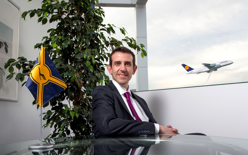 κωνσταντίνος-τζεβελέκος-γενικός-διε-2130864