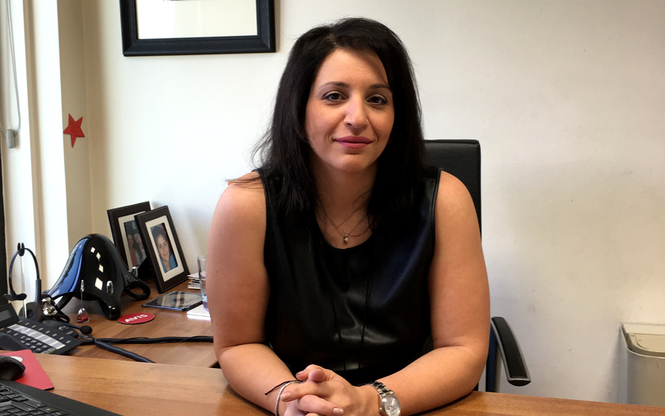 ρέα-βερβίτα-γενική-διευθύντρια-rent-a-car-της-avi-2130157