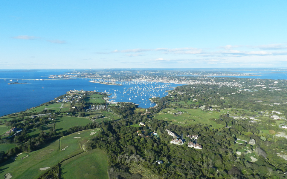 στα-βήματα-των-κένεντι-μια-βόλτα-στο-αρ-2133092