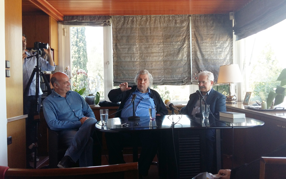 οι-ιστορίες-του-μίκη-θεοδωράκη-2133245