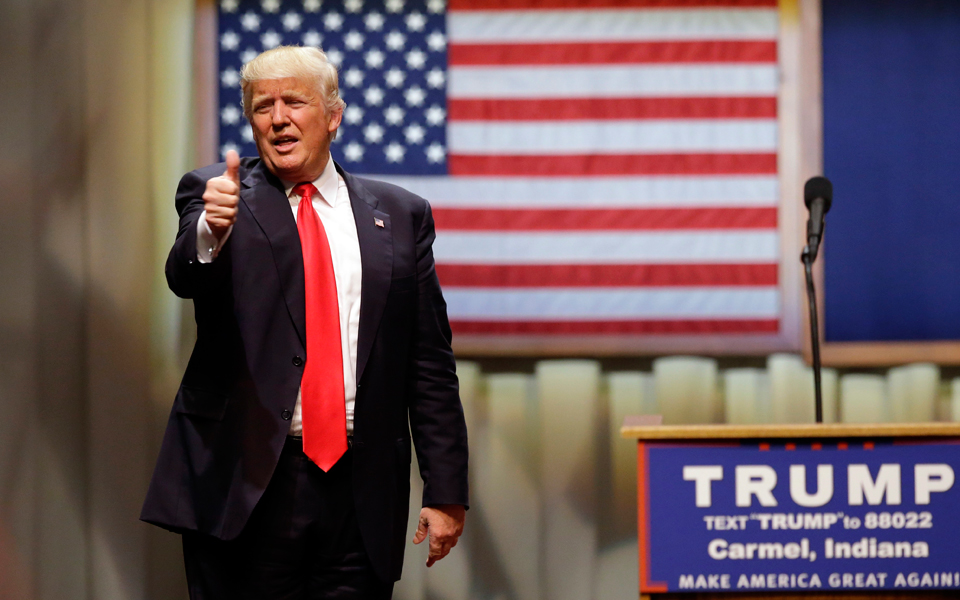 βολές-ομπάμα-εναντίον-τραμπ-2135519