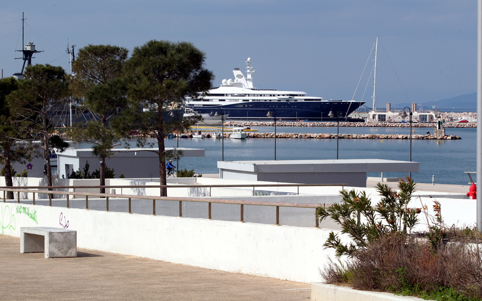 αναζητείται-αρμόδιος-για-ένα-παγοδρό-2134591