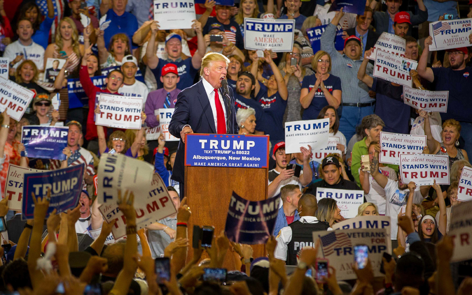 βίαια-επεισόδια-σε-συγκέντρωση-του-τρ-2135406