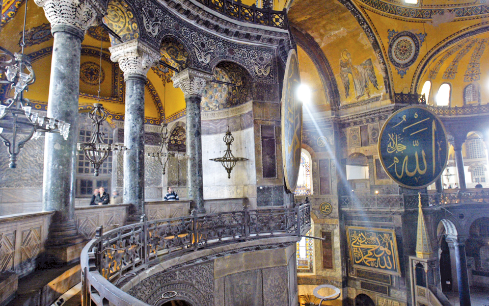 μεγάλη-κάμψη-στον-τουρισμό-της-τουρκί-2135835