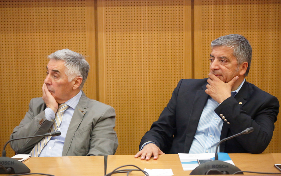 οι-καλές-εξωχώριες-και-οι-κακές-2136207