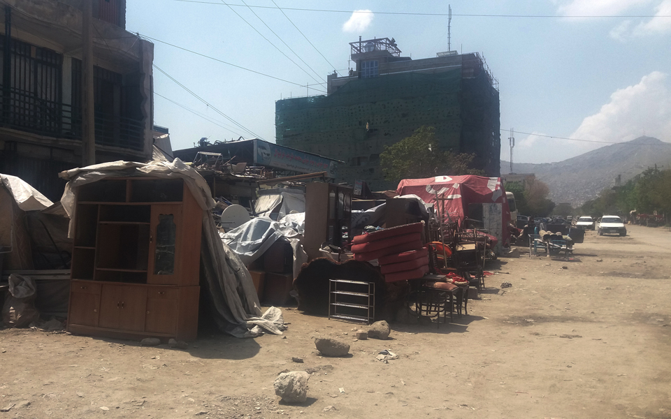 στις-γειτονιές-διακινητών-ονείρων-2132730